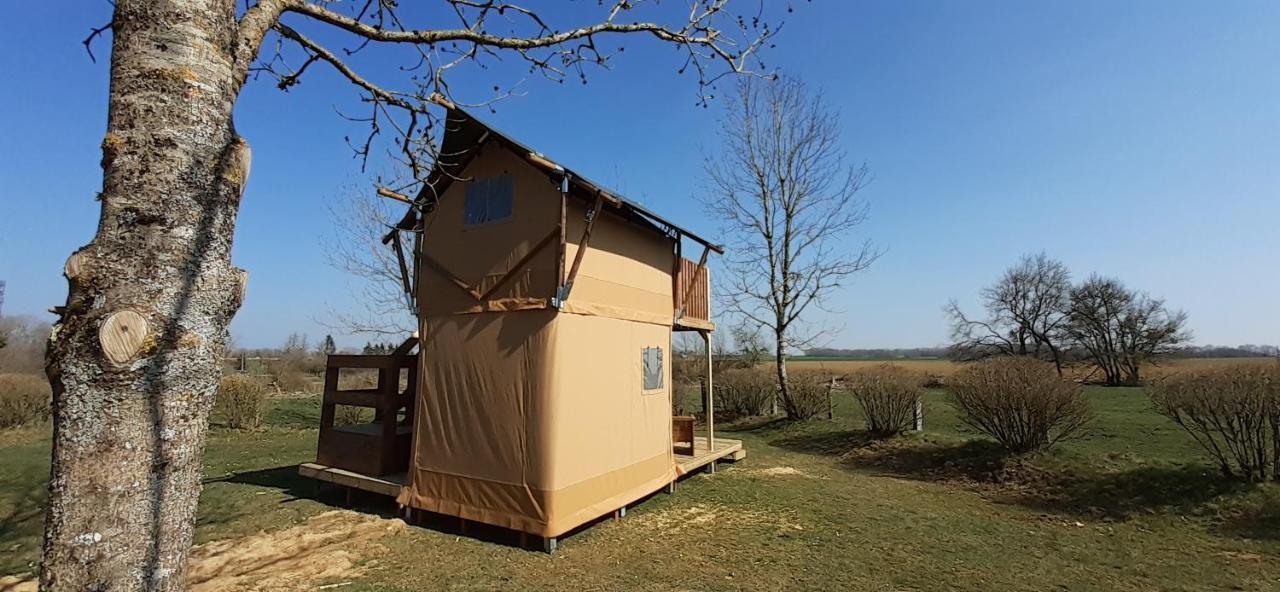 Tente Cabane Du Camping Hautoreille Bannes  Kültér fotó